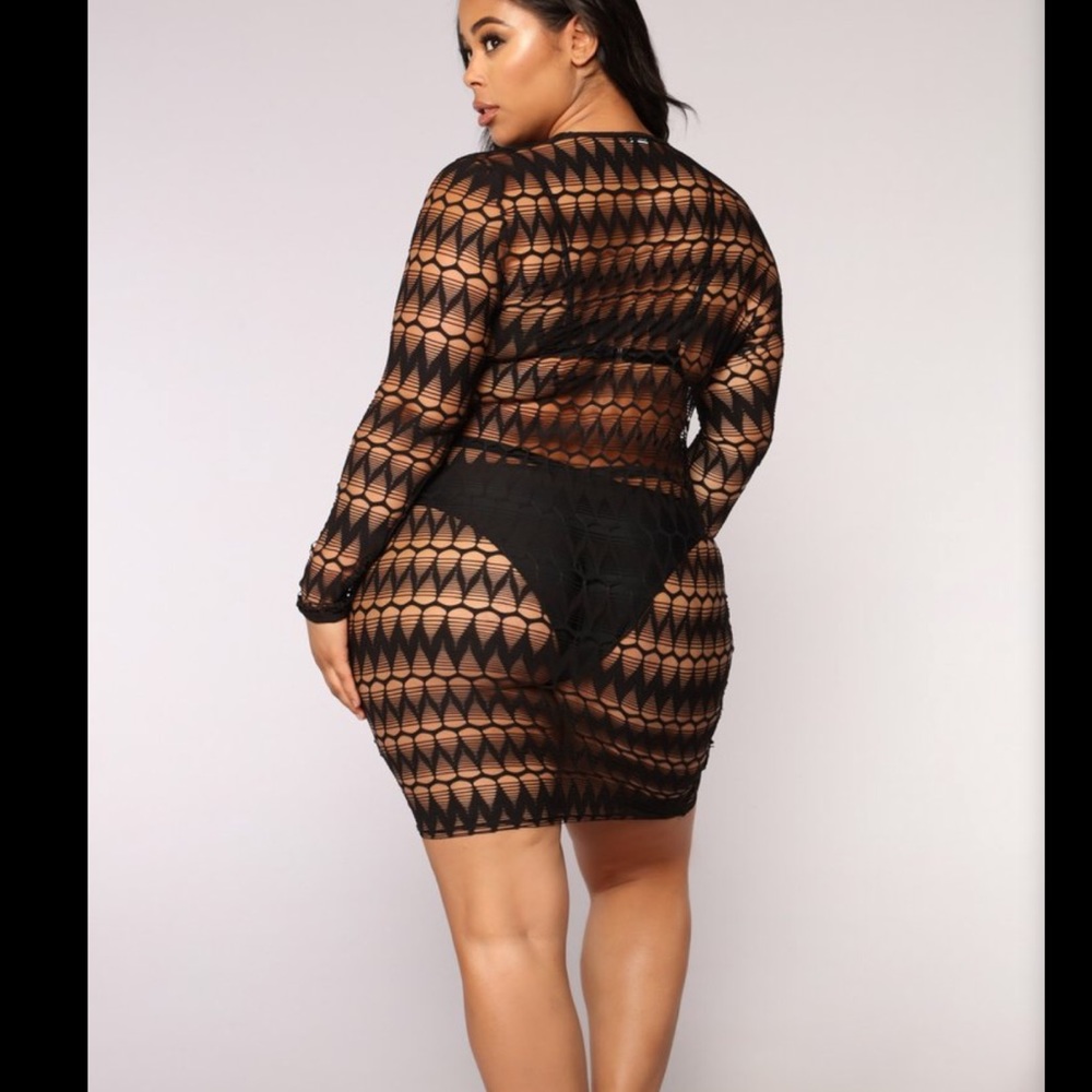 Women’s cover up